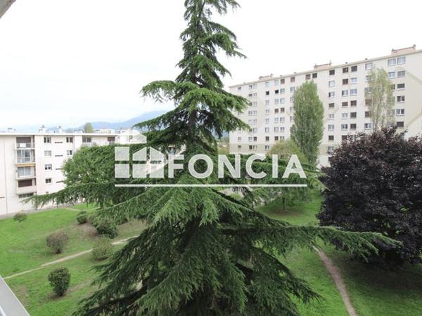 Location Appartement 4 pièces 73.21 m² - PLEIN SUD Echirolles 38130