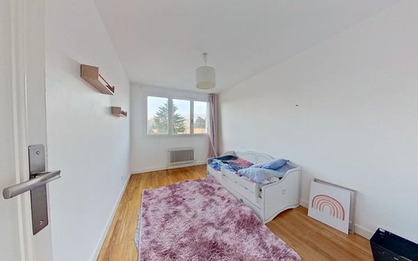 Appartement à louer    4 pièces • 72 m2 Écully