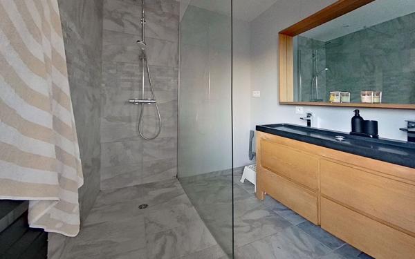 Appartement à louer    4 pièces • 72 m2 Écully