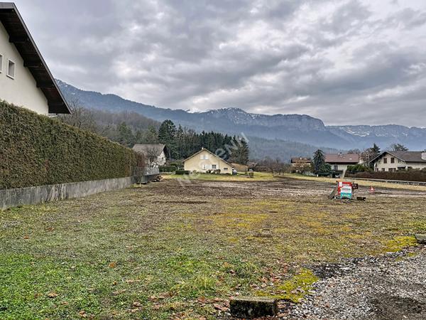 FAVERGES SEYTHENEX _ Terrain plat de 538 m² à vendre au coeur de Faverges-Seythenex