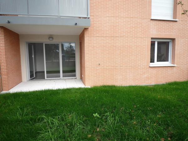 EXCLUSIVITE - Appartement T2 - Jardin - 2 parkings en sous-sol
