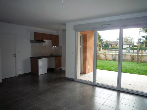 EXCLUSIVITE - Appartement T2 - Jardin - 2 parkings en sous-sol