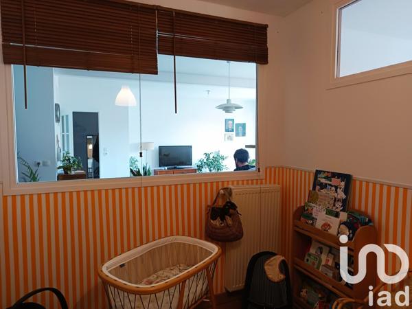 Appartement 3 pièces de 74 m² à Lille (59800)