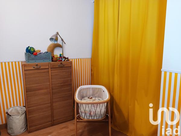 Appartement 3 pièces de 74 m² à Lille (59800)