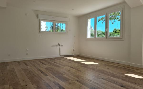 Maison à vendre    7 pièces •  Royan