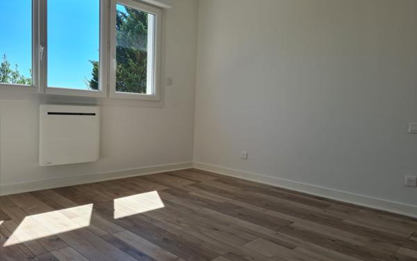 Maison à vendre    7 pièces •  Royan