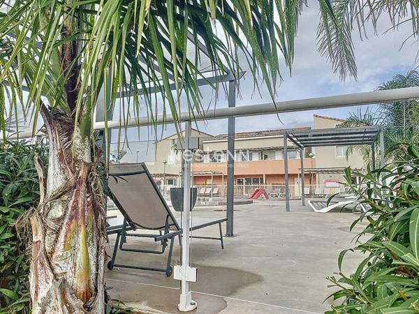 Maison de vacances dans résidence avec piscine située à Latour Bas Elne à 4km des plages