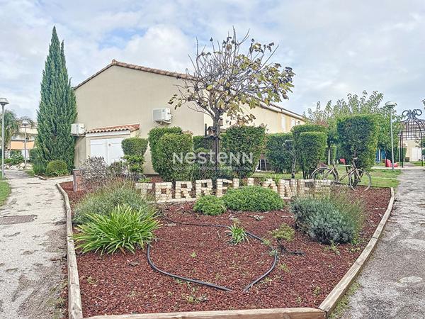 Maison de vacances dans résidence avec piscine située à Latour Bas Elne à 4km des plages