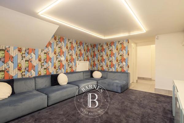 Neuilly-sur-Seine, Hôtel particulier 5 Chambres -  390 m² à vendre