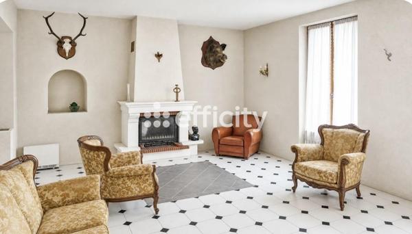 Maison
         5 pièces
        - 126 m² Exclusivité 161 000 € *