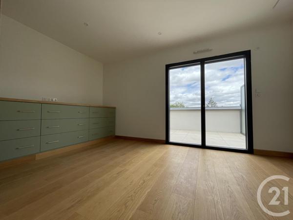 Appartement T4 à vendre  4 pièces - 159,60 m2 CHATEAUROUX - 36