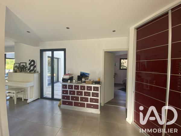 Maison à vendre 6 pièces 177 m² Saône