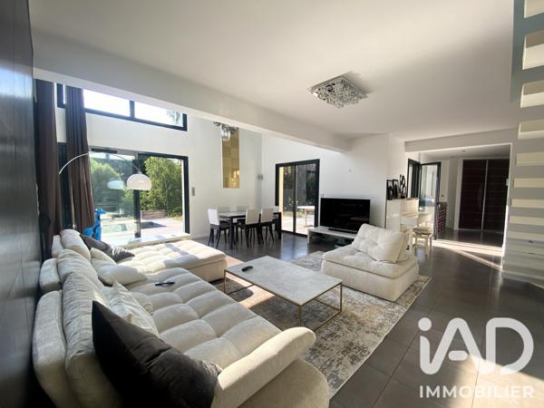 Maison à vendre 6 pièces 177 m² Saône