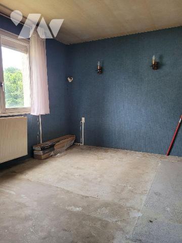 Cette maison d'habitation séduira les familles à la recherche d'espace, de confort et de nombre...