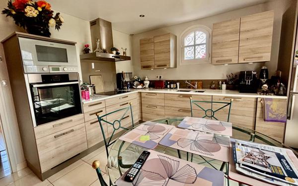 Maison à vendre    8 pièces •  Le Mans