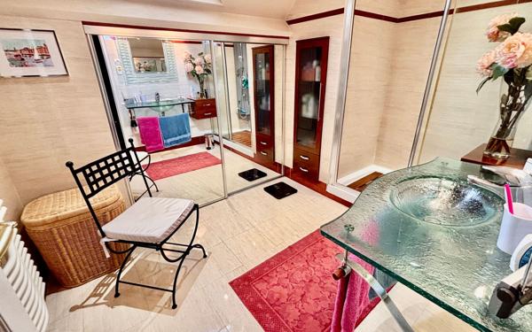 Maison à vendre    8 pièces •  Le Mans