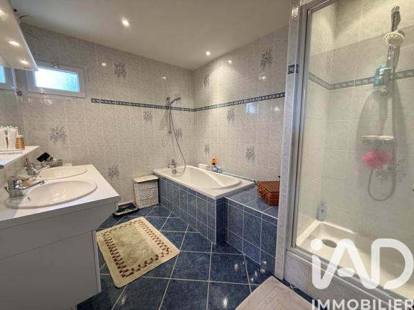 Maison à vendre 7 pièces 182 m² Crécy-la-Chapelle