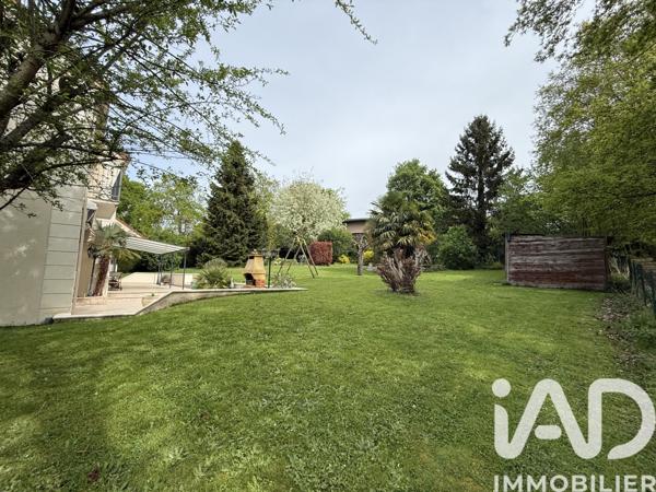 Maison à vendre 7 pièces 182 m² Crécy-la-Chapelle