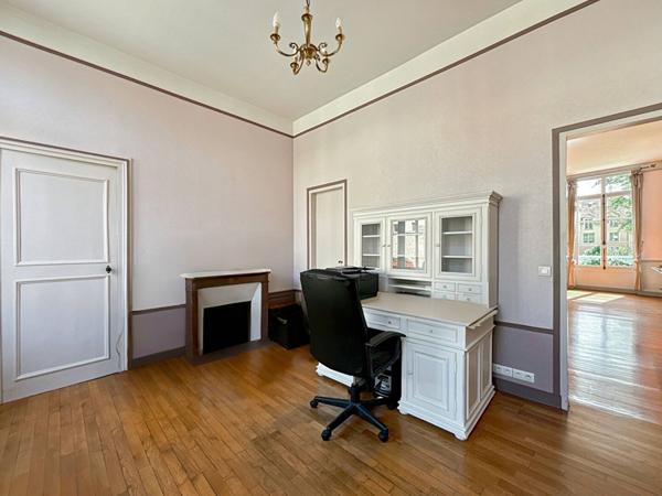 APPARTEMENT DE PRESTIGE AVEC JARDIN DE 800M² EN CENTRE-VILLE