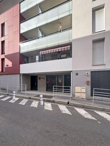 Appartement Aubagne 3 pièces 60 m² , terrasse, parking en s.s