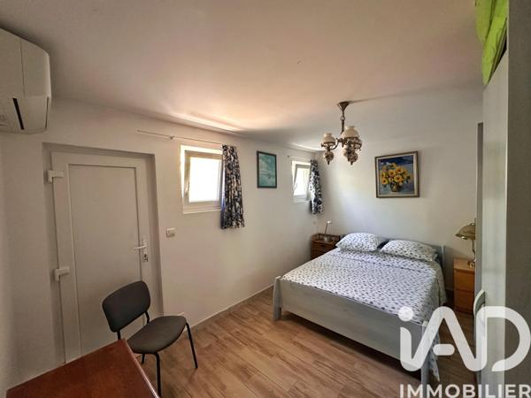 Maison à vendre 5 pièces 252 m² Saint-Mandrier-sur-Mer