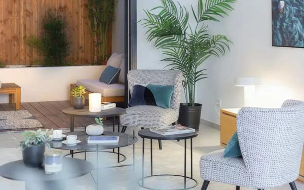 Appartement à vendre    4 pièces •  Marseille 8