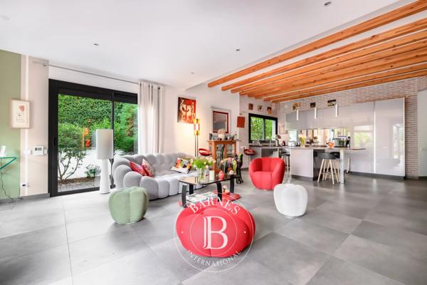 Saint-Maur-des-Fossés, Maison 5 Chambres -  235 m² à vendre