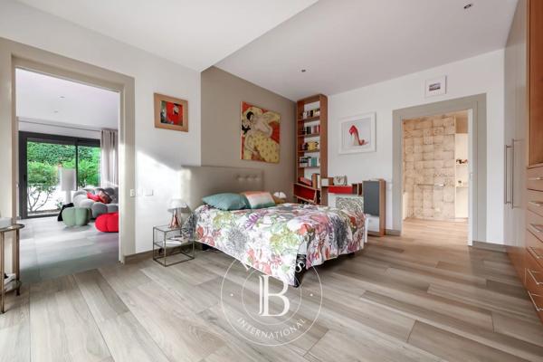 Saint-Maur-des-Fossés, Maison 5 Chambres -  235 m² à vendre