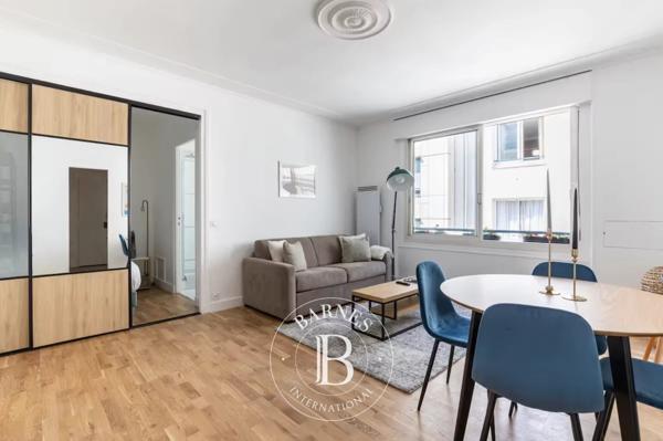 Paris 8ème, Appartement  39 m² à vendre