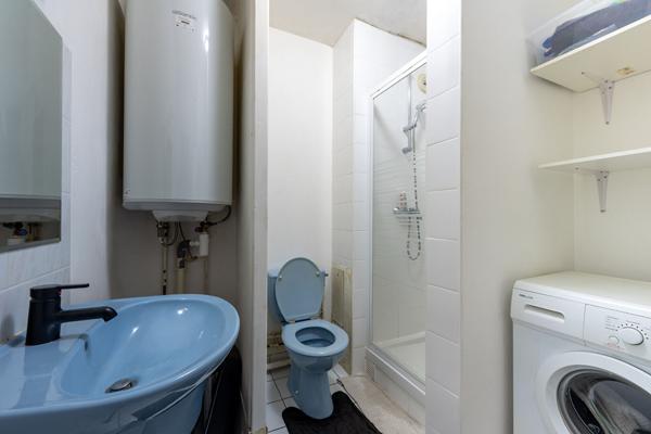 APPARTEMENT STUDIO avec PLACE DE PARKING - PONTOISE