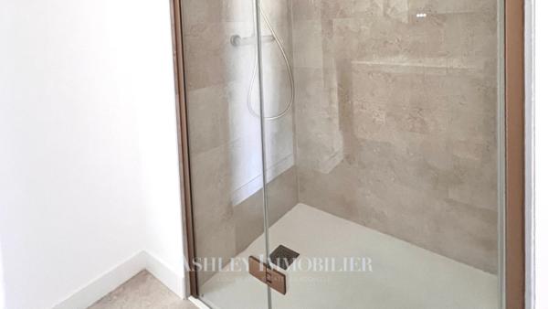 A VENDRE APPARTEMENT NEUF HAUT DE GAMME AVEC DOUBLE GARAGE - QUARTIER BEAUREGARD