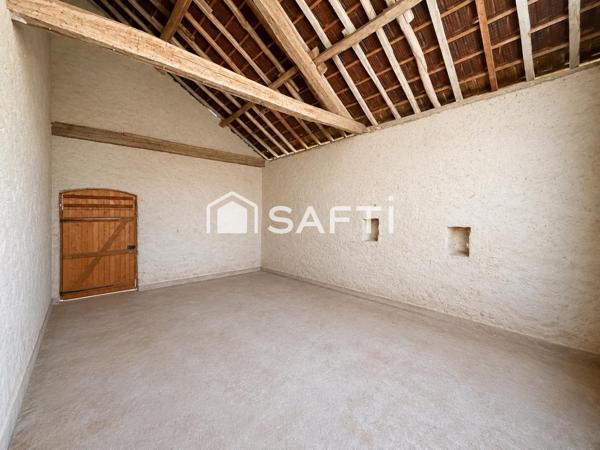 Maison d'habitation 3 pièces avec garage et grange