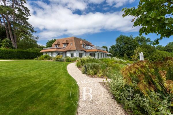 Deauville, Propriété 5 Chambres -  373 m² à vendre