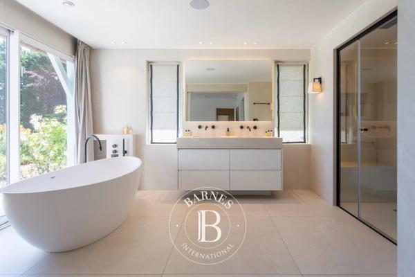 Deauville, Propriété 5 Chambres -  373 m² à vendre