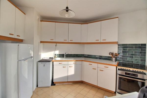 Appartement Massy 4 pièce(s) 89.80 m2 avec loggia plein sud et parking couvert