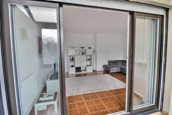 Appartement Massy 4 pièce(s) 89.80 m2 avec loggia plein sud et parking couvert