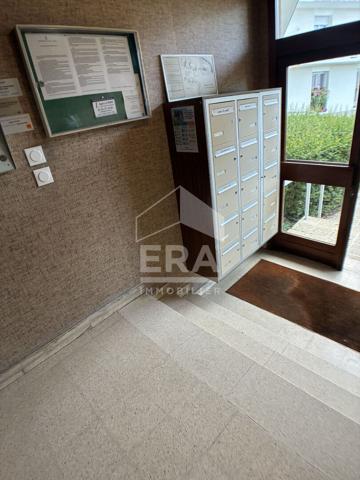 Appart. à louer T3 - Blois - Grand séjour lumineux (33m²), 1 Chb, terrasse et parking