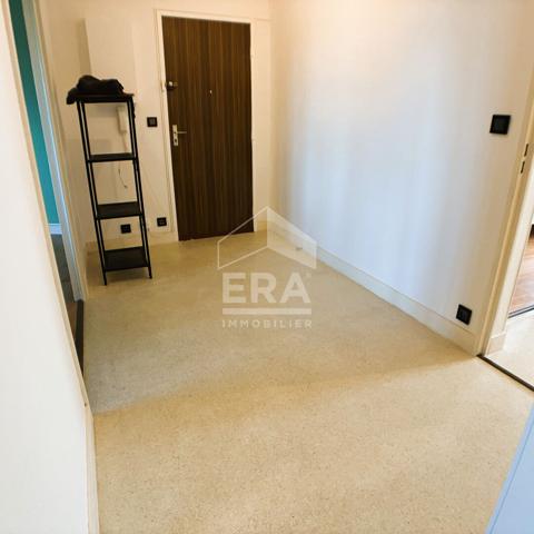 Appart. à louer T3 - Blois - Grand séjour lumineux (33m²), 1 Chb, terrasse et parking