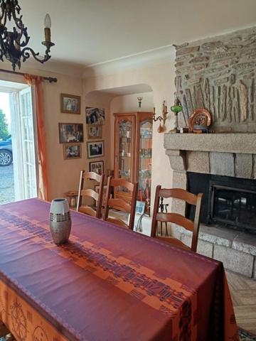 Au calme, dans une impasse, en campagne, 4,7 hectares de terrain,