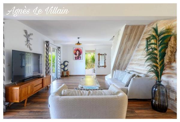 Villa de Prestige avec Vue Panoramique sur la Mer des Caraïbes