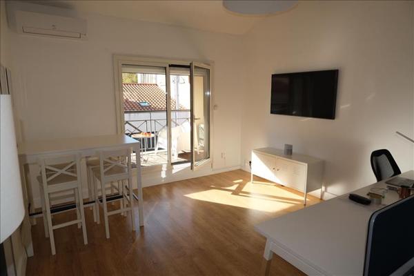 Appartement à louer 706 € CC TOULOUSE 2 p 54 m² DPE D