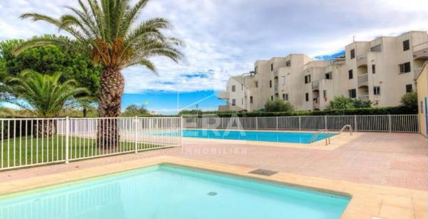 Studio cabine à vendre à Saint-Cyprien vue Canigou, piscine et accès plage