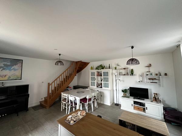Maison 3 chambres - Rochefort 80.79 m2 - cour et garage