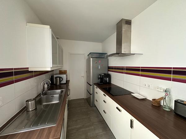 Maison 3 chambres - Rochefort 80.79 m2 - cour et garage