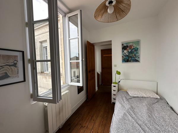 Maison 3 chambres - Rochefort 80.79 m2 - cour et garage