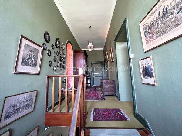 Maison de 324,47 m²