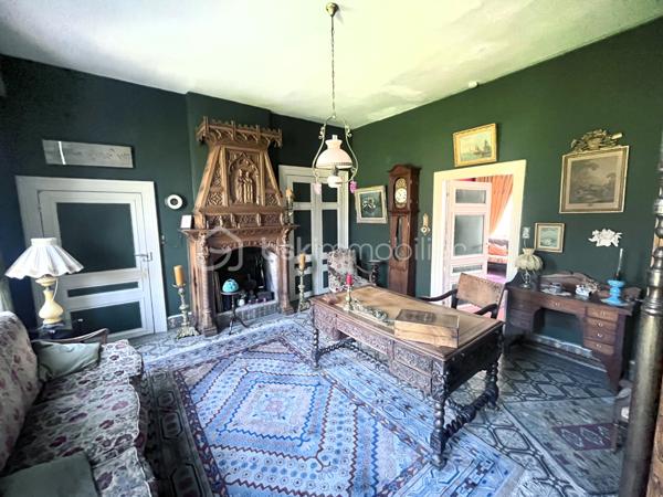 Maison de 324,47 m²
