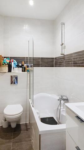 maison mitoyenne de 110m2 sur terrain clos de 320m2