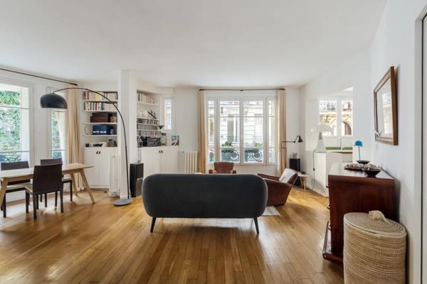 Appartement Paris 18e - JARDINS DU SACRÉ-COEUR