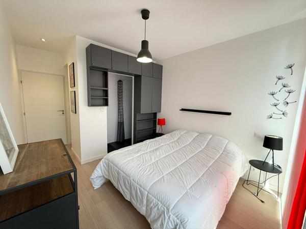 Maison contemporaine d'exception, emplacement premium, vendue meublée, à pied de la Place du marché et des commerces, 5 chambres LA BAULE